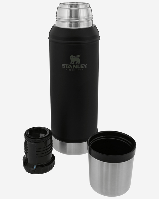 Stanley Classic Vacuum Bottle 750 ml Matte Black