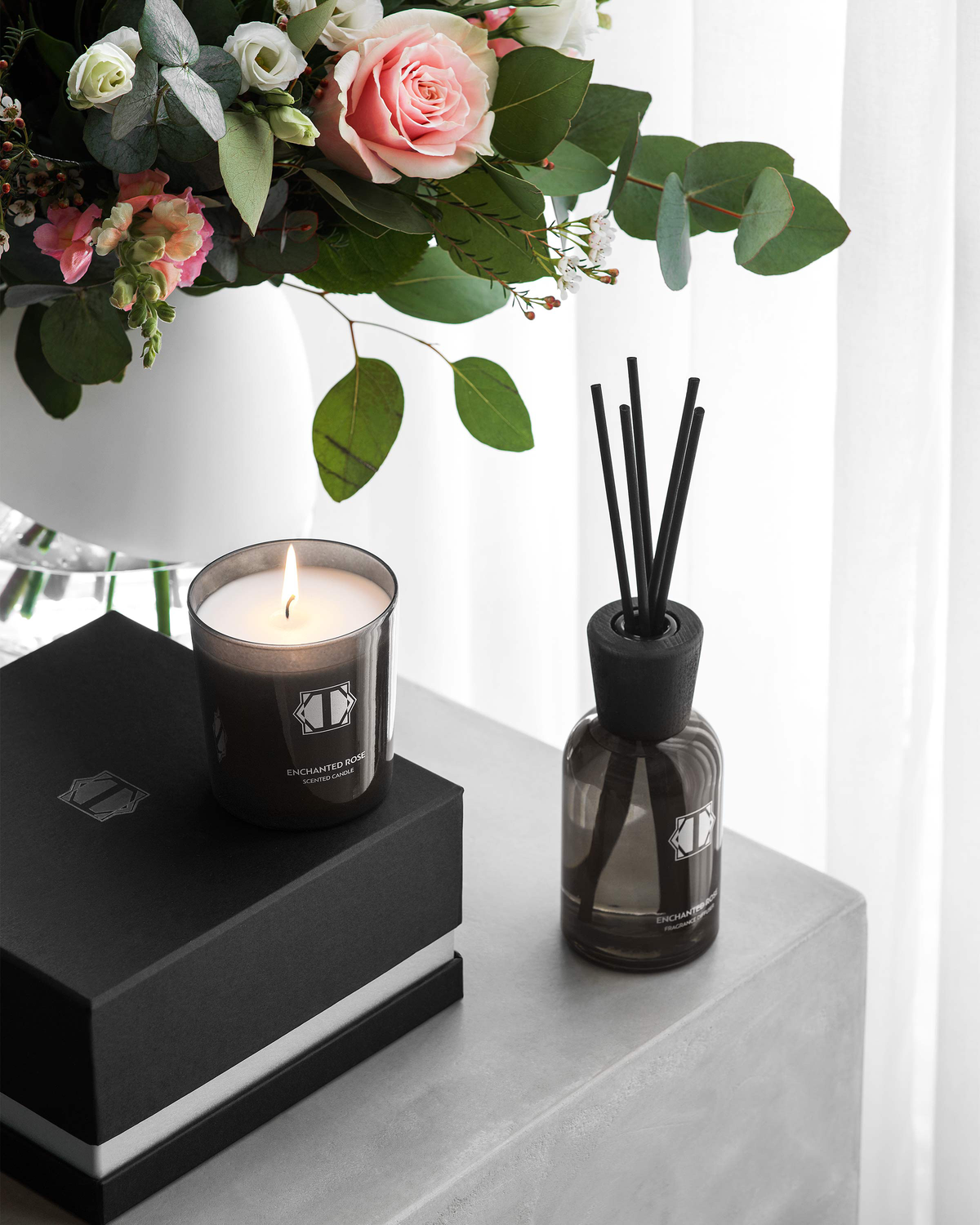 Togas Enchanted Rose Set of fragrances for home