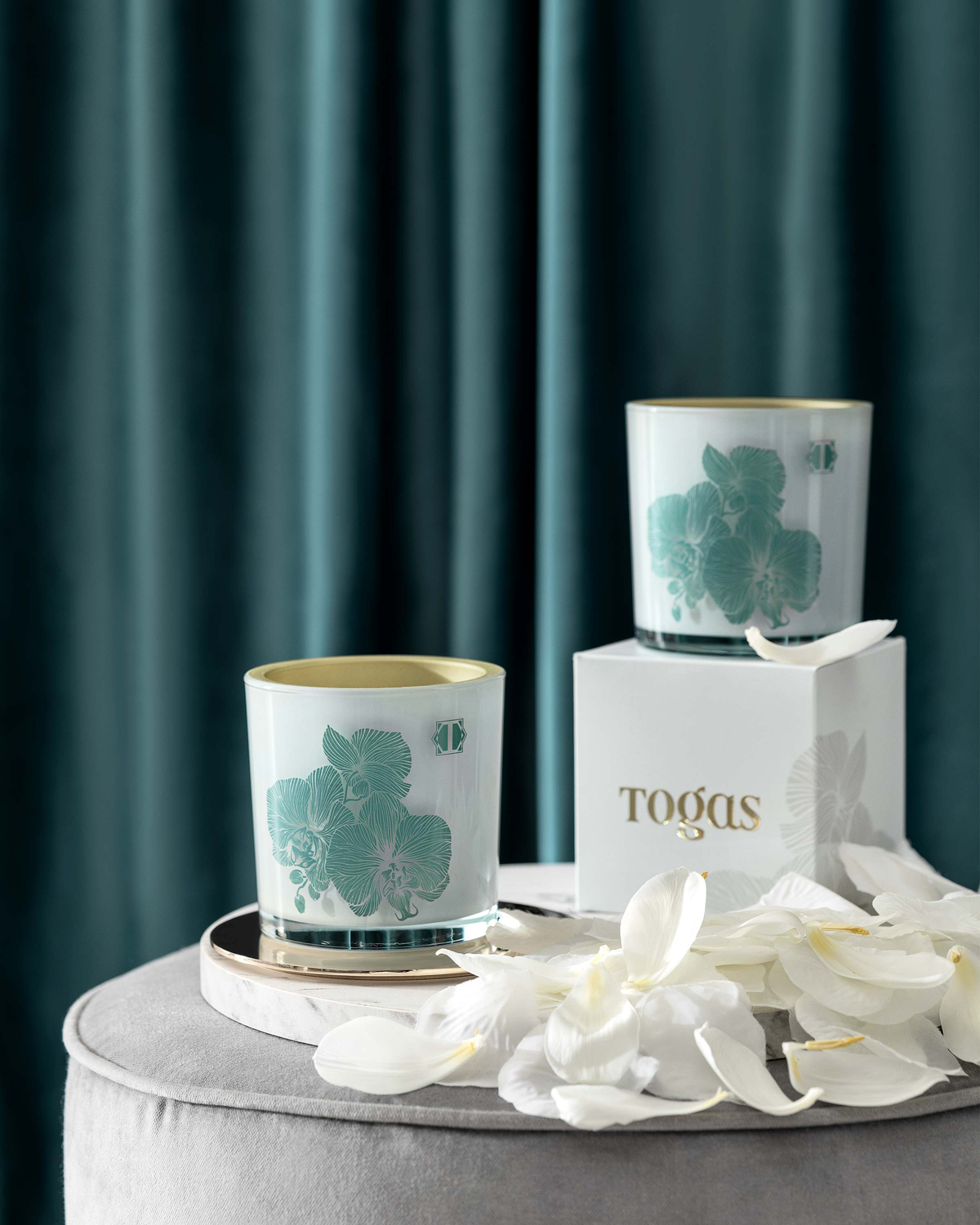 Togas Woody Saffron Oznu Aromatic candle