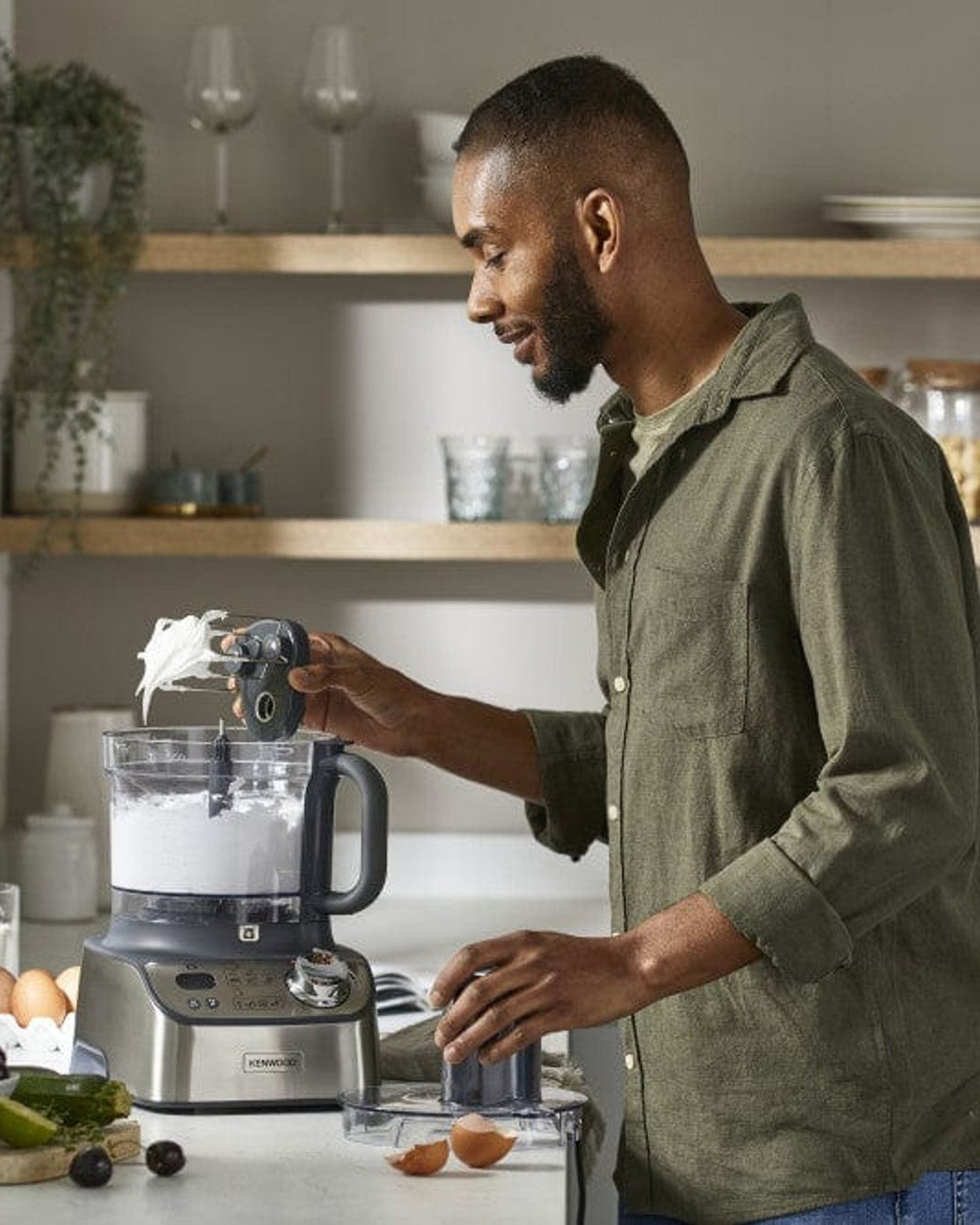 Kenwood Multi-Functional Food Processor with Multiple Attachments