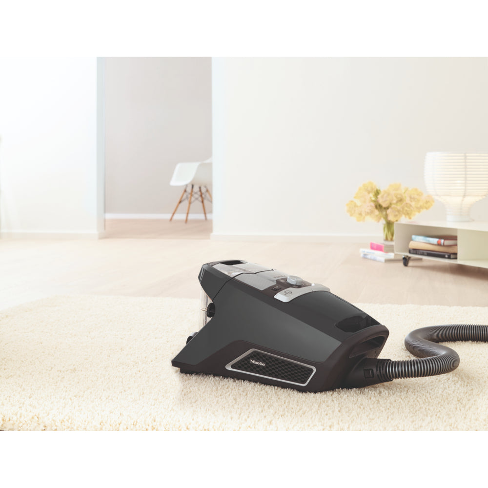 Miele Blizzard CX1 PowerLine Vacuum Cleaner