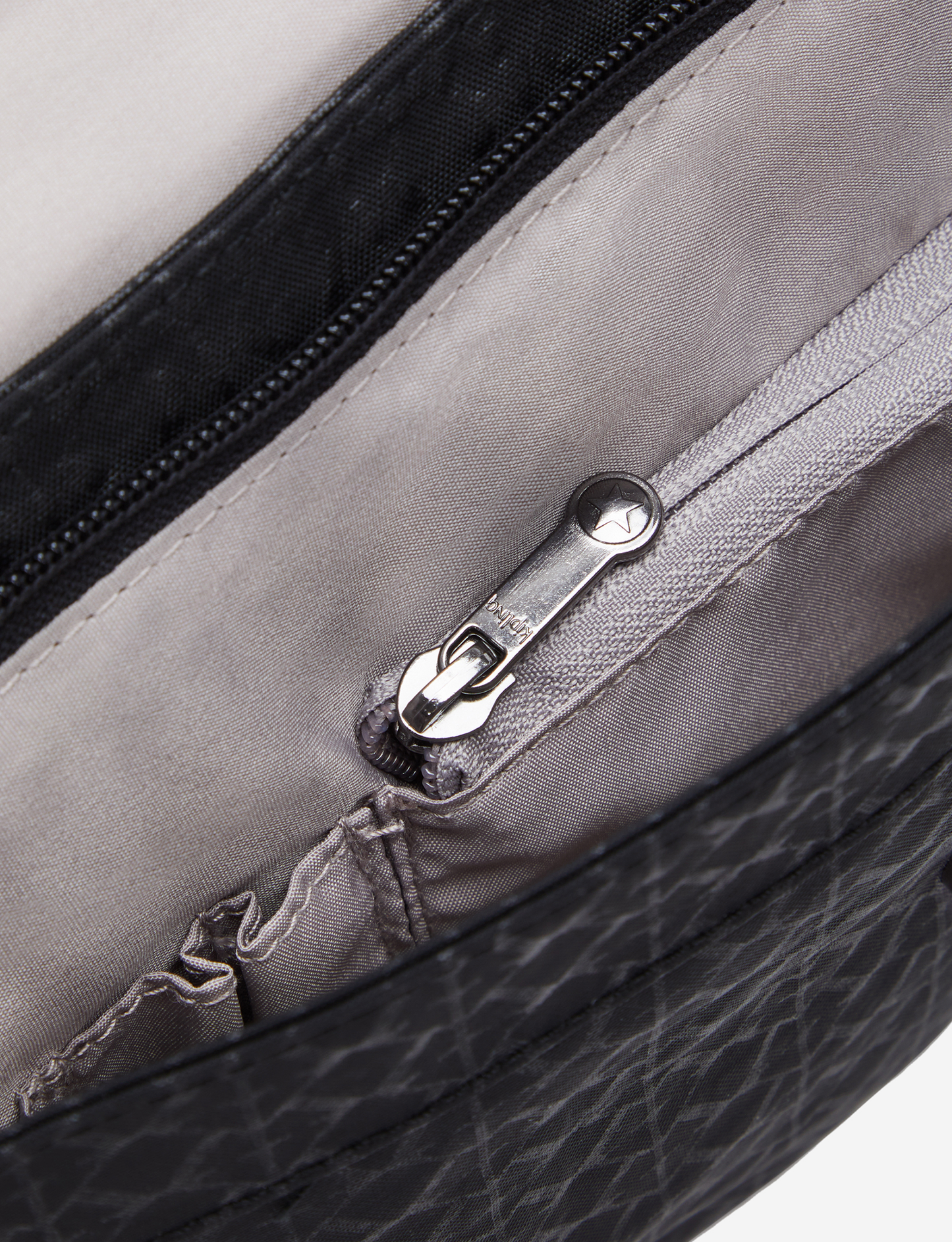 حقيبة عمل KIPLING Superworker S Signature Emb صغيرة (مع حزام كتف قابل للإزالة) I4555-K59