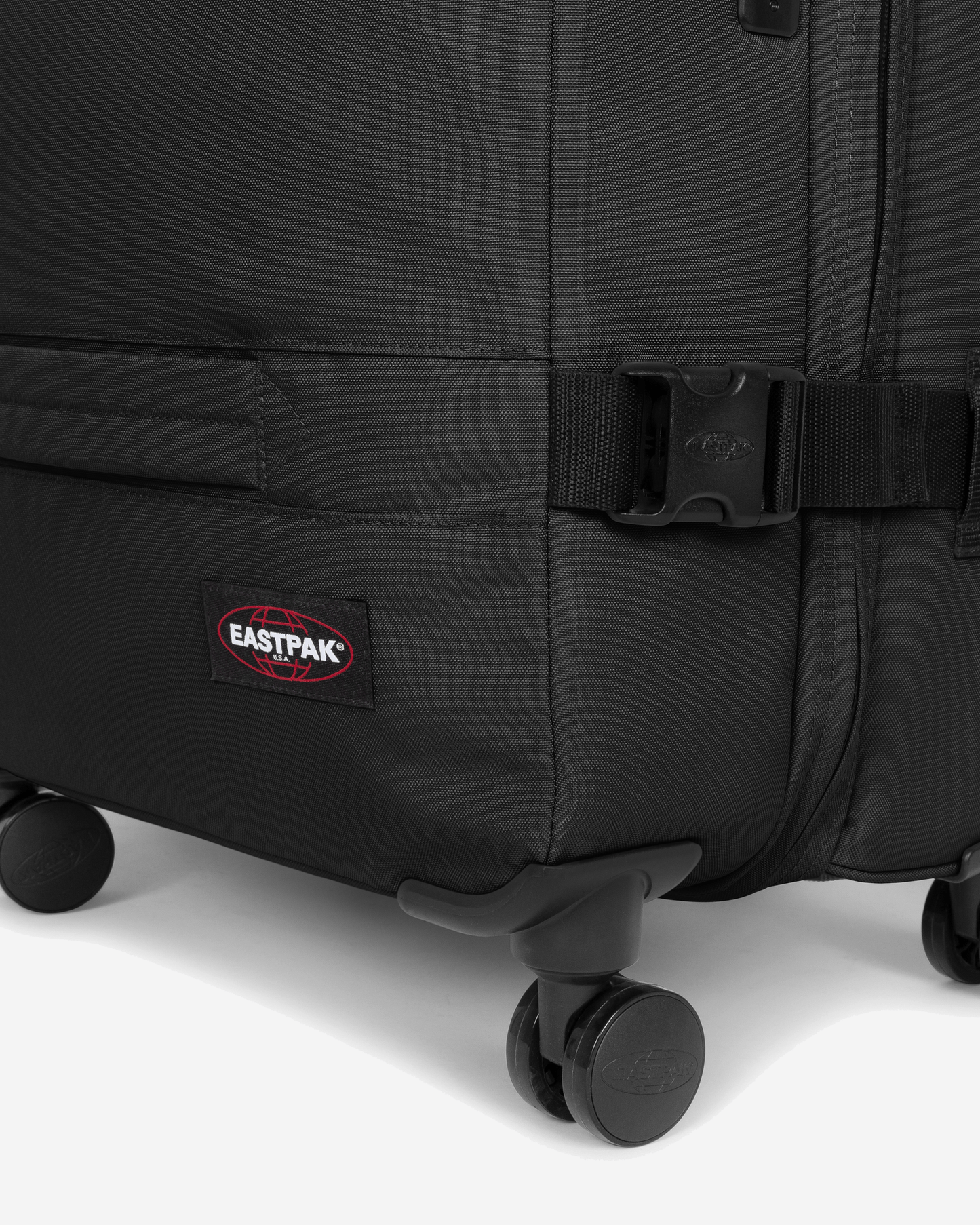 Eastpak Transit R 4 M + Black Luggage
