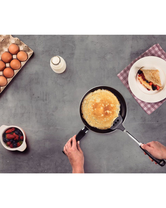 Tramontina Utilitá Nylon Spatula with Black Polypropylene Handle