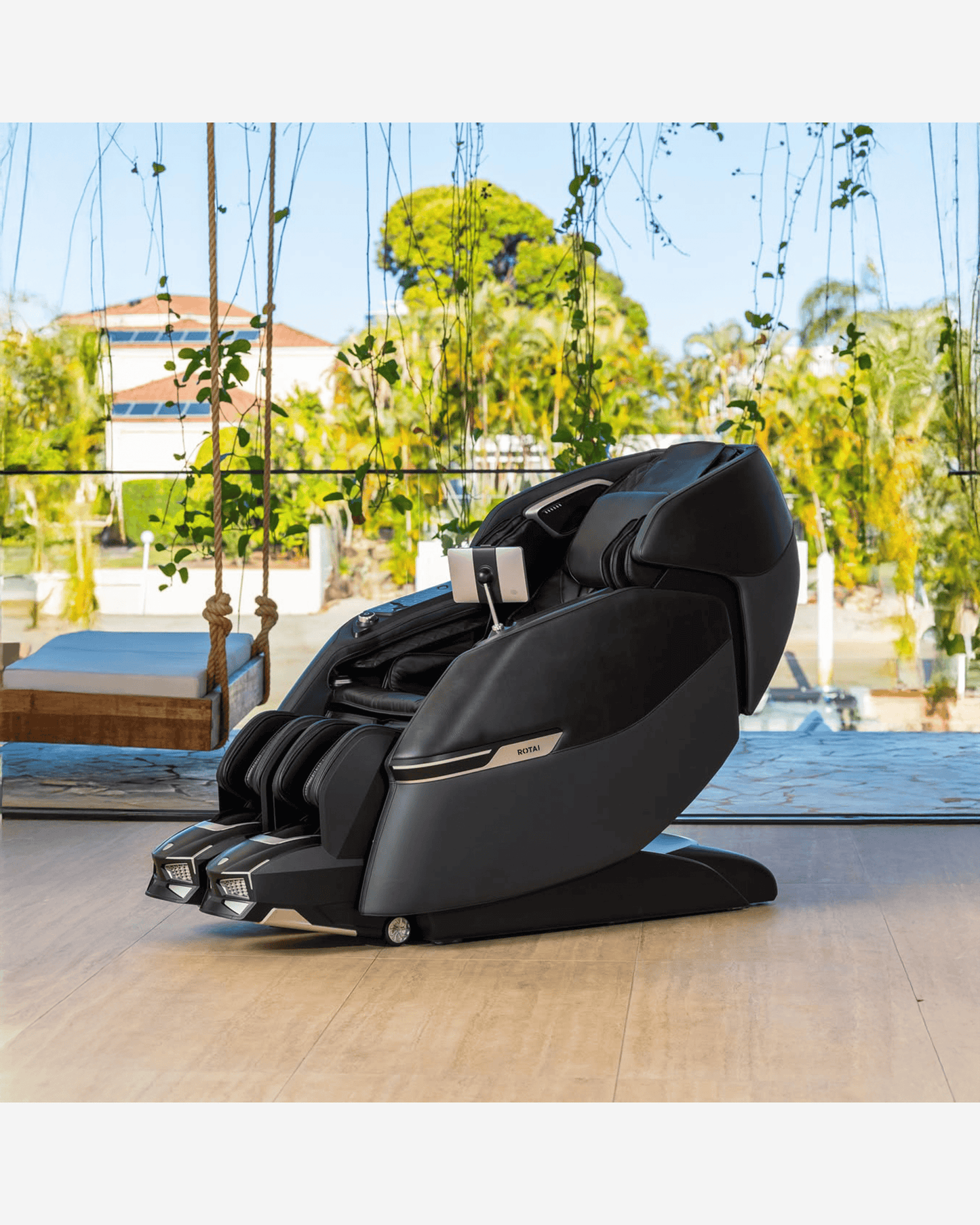 Rotai Advanced AI Massage Chair Black