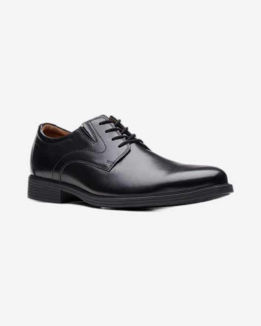 Clarks Whiddon Plain Shoes (Standard Fit)