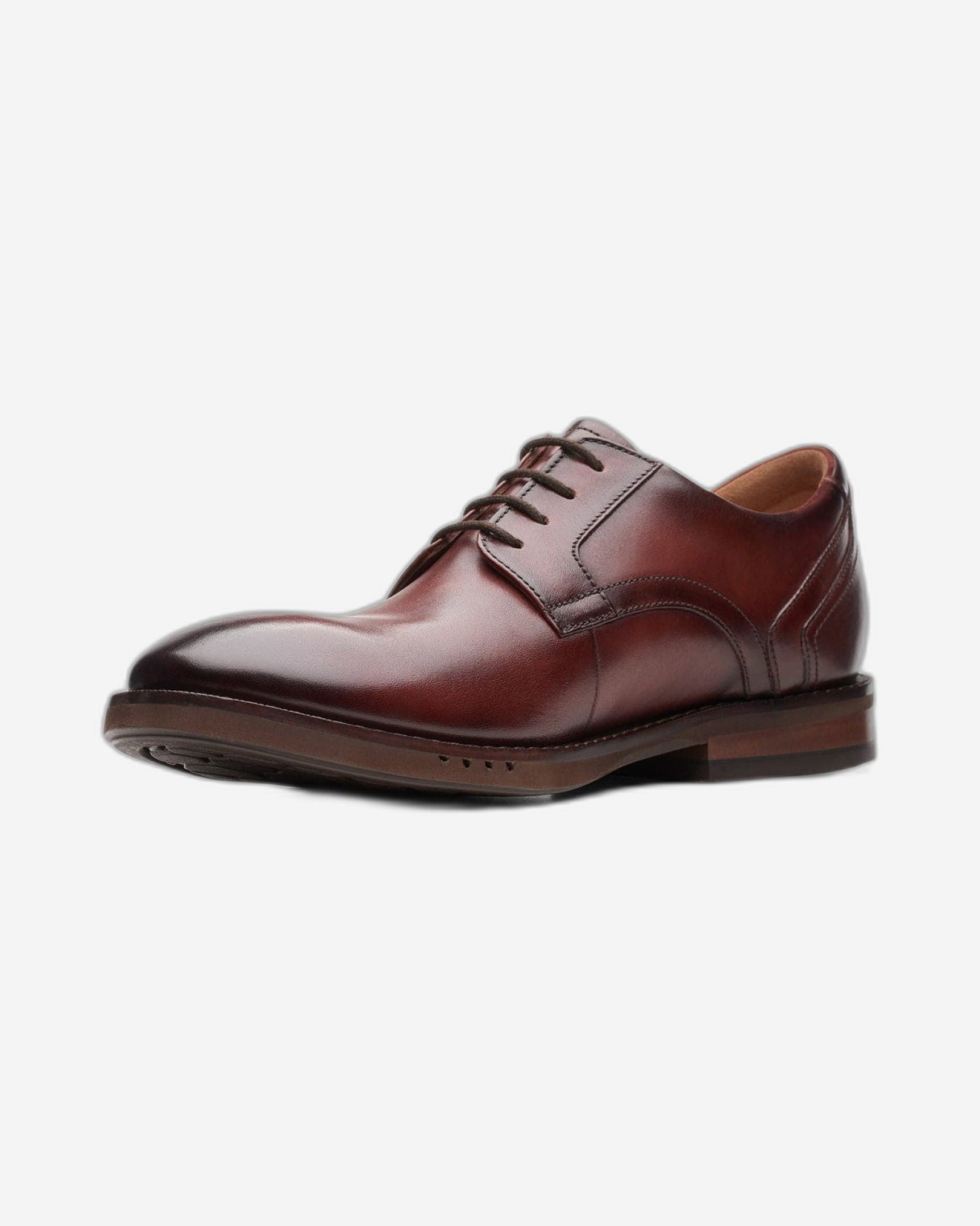 Clarks Un Hugh Lace Shoes (Standard Fit)