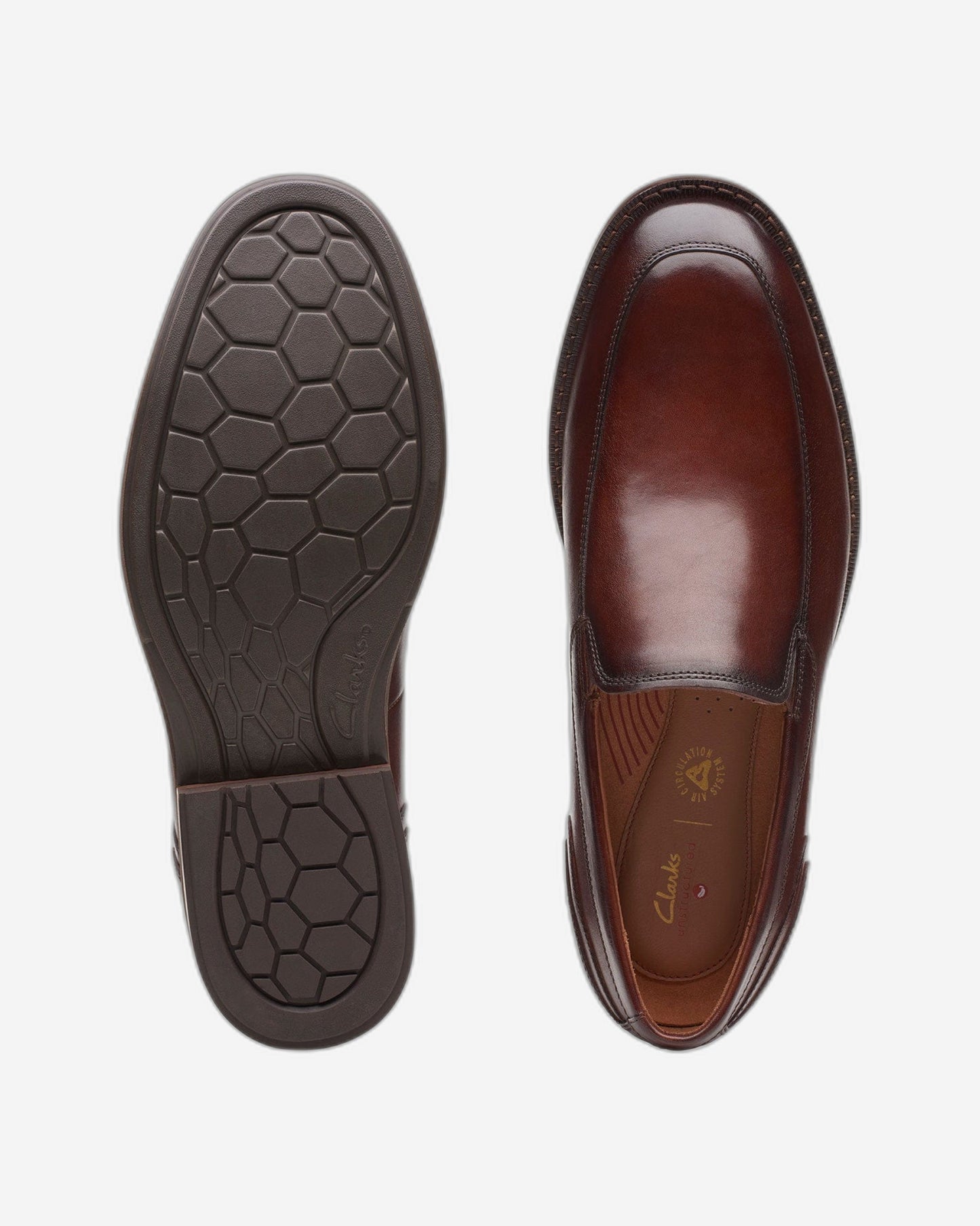 Clarks Un Hugh Step Shoes (Standard Fit)