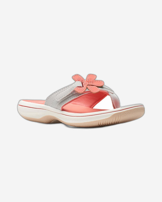 Clarks Girls Brinkley Arla Kid. (Standard Fit)