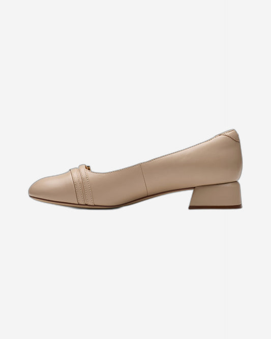 Clarks Daiss 30 Court (Standard Fit)