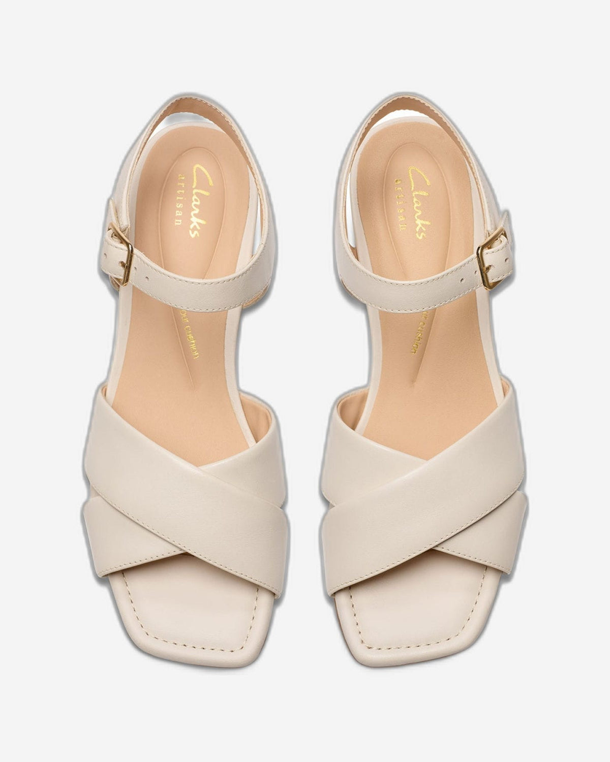 Clarks Serina 35 Cross (Wide Fit)