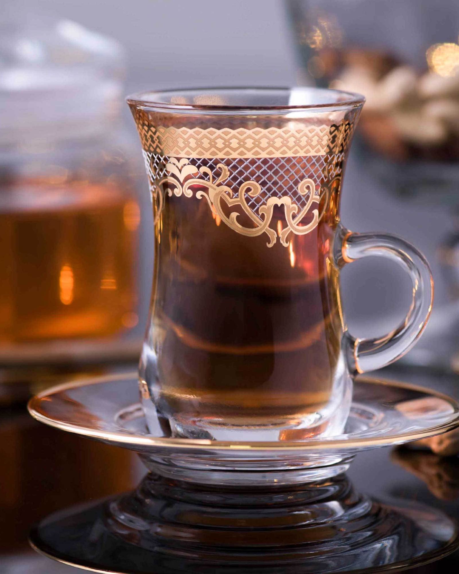 Dimlaj Trina Set of 6 Pcs Istikanas and Saucers (Gold)