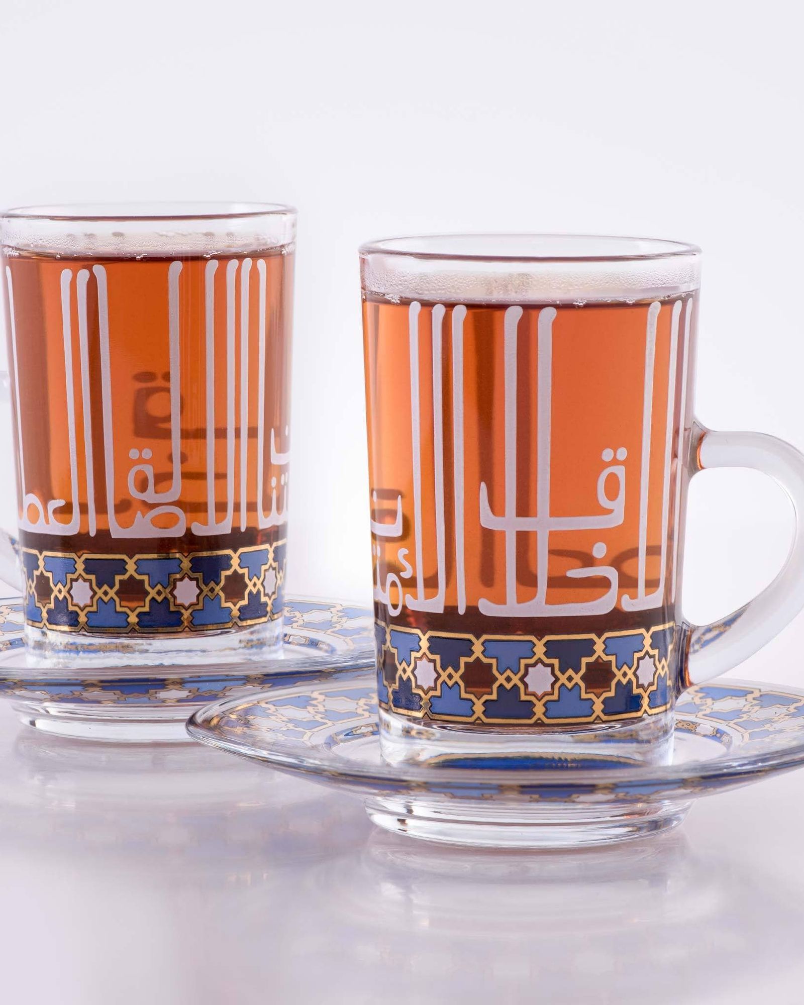 Dimlaj Asala Set of 6 Pcs Tea Cups and Saucers (Gold & Blue)