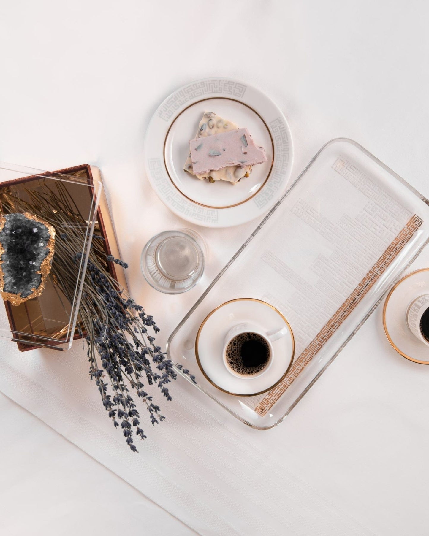 Dimlaj Abraj Plates 6Pc Gold