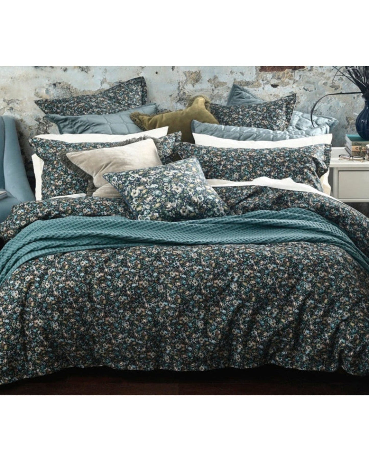MM Linen "Aster" King Duvet Cover Size 230x220 + 50x75 (2) cm