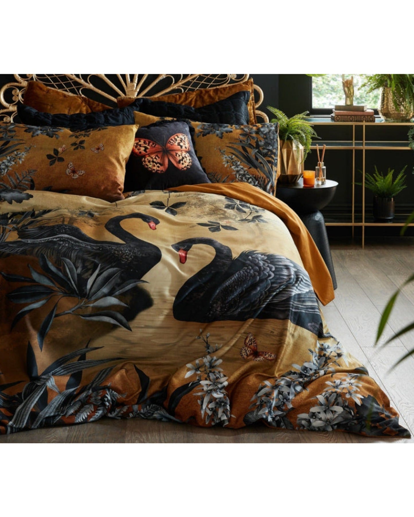 MM Linen "Santharia" Super King Duvet Size 260x220 + 50x75 (2) cm
