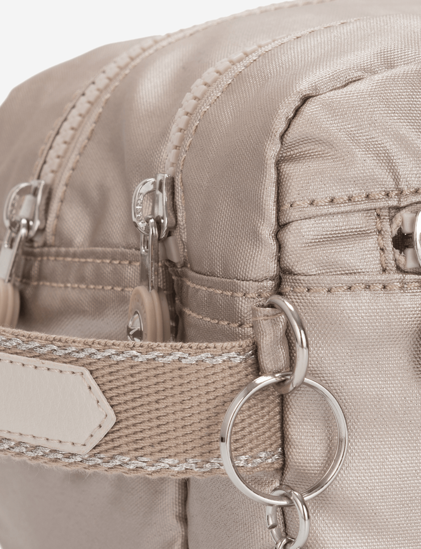 Kipling Agot Metallic Glow Medium Toiletry Bag 14244-48I