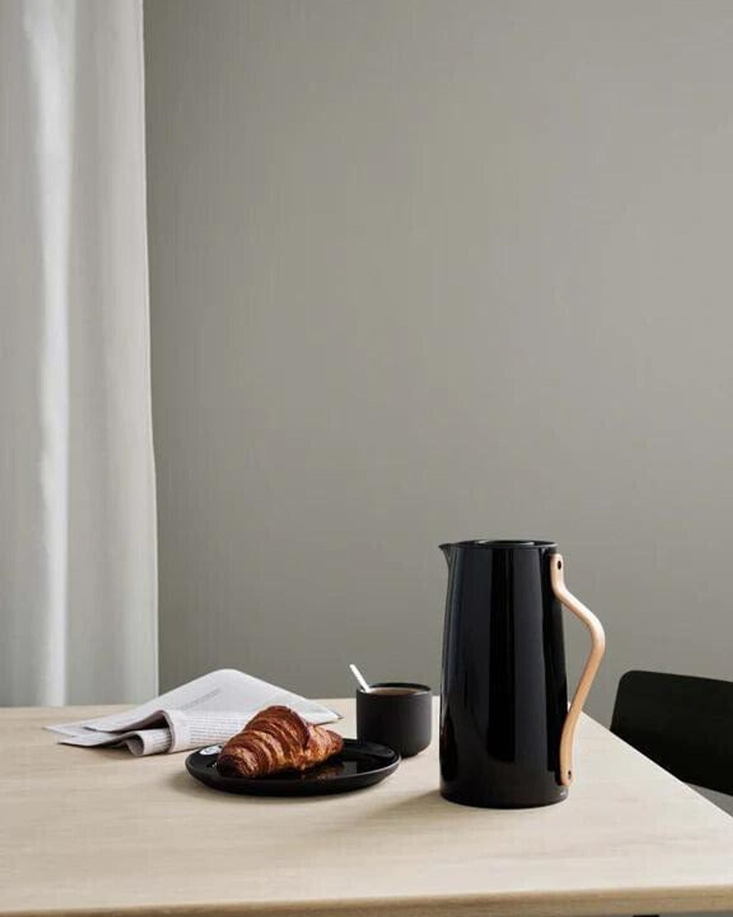 Stelton Emma Vacuum Jug Coffee 1.2L Black