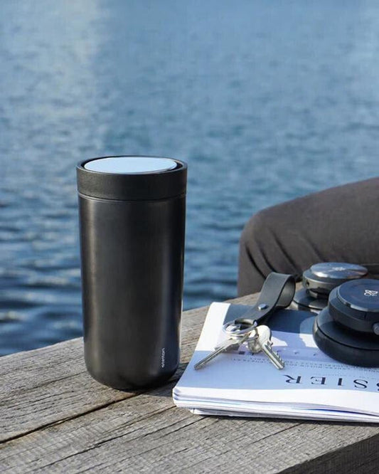 Stelton To-Go Click vacuum insulated cup 0.4 L black/metallic 685-16