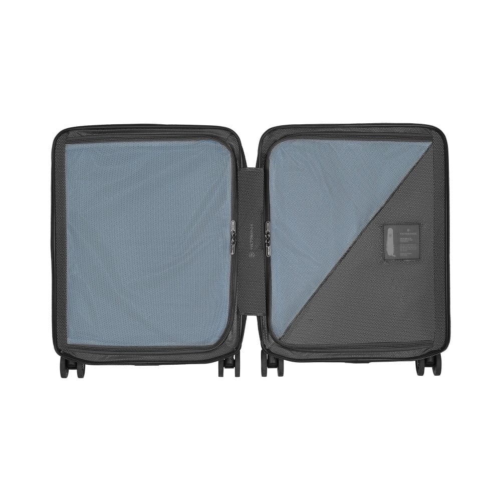 Victorinox Airox Luggage