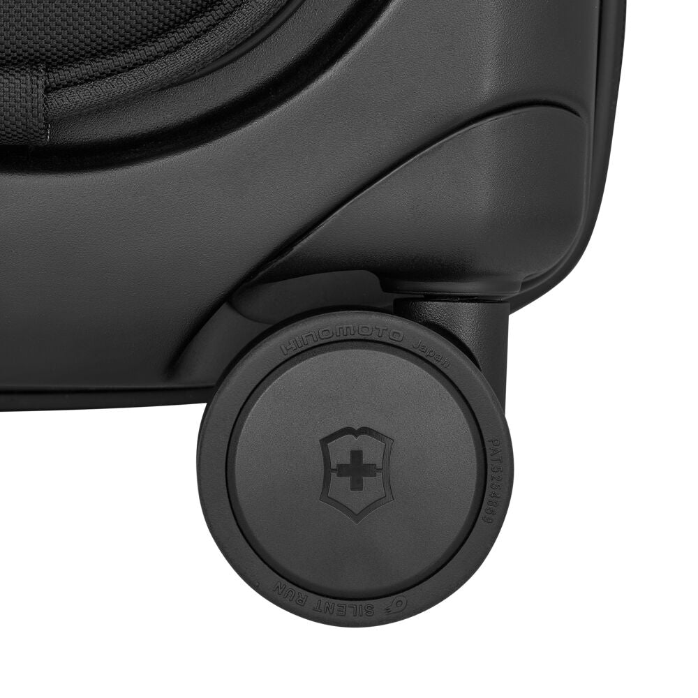 Victorinox Mythic Freqeuent Flyer Carry On Black