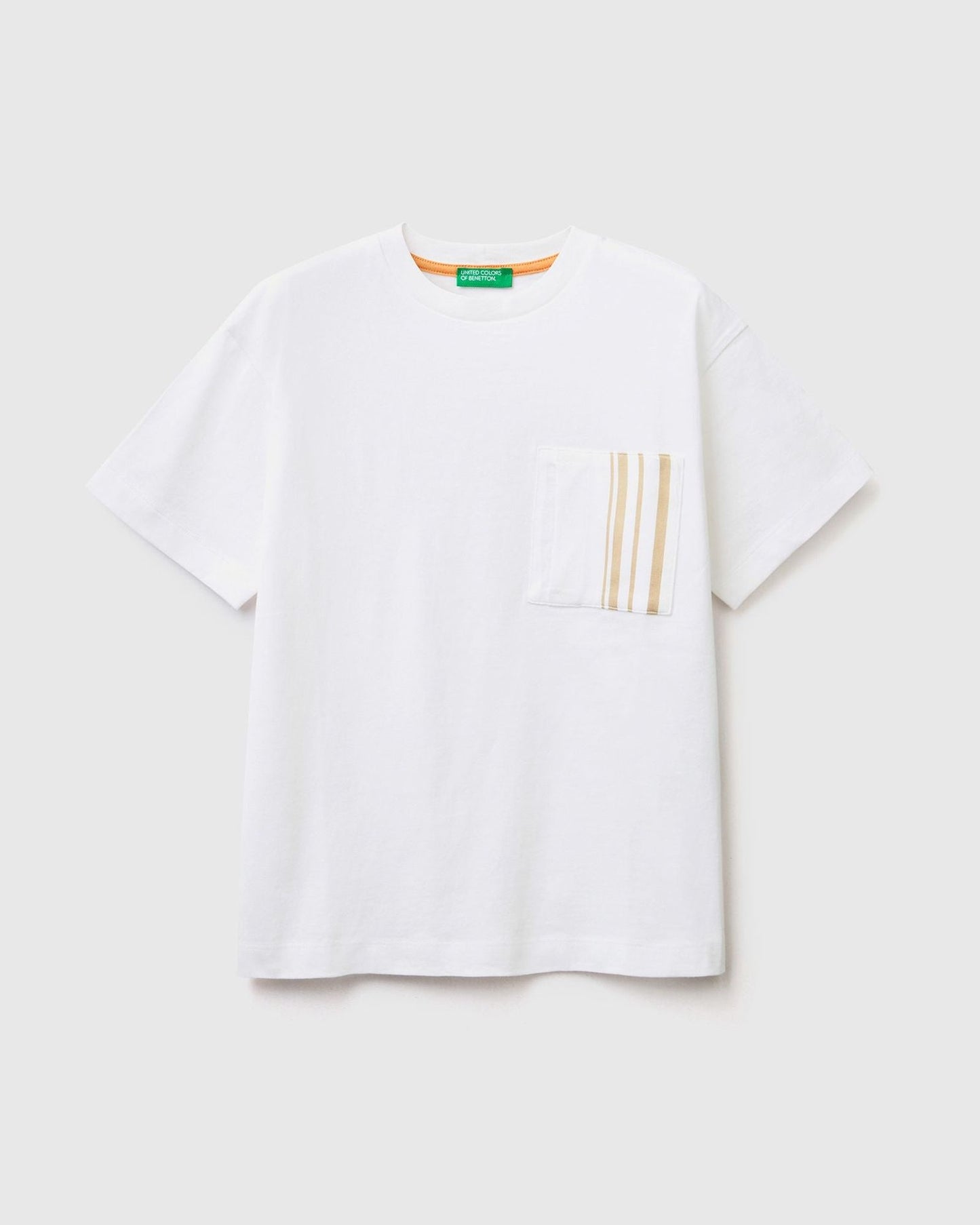 T-shirt with striped pocket
