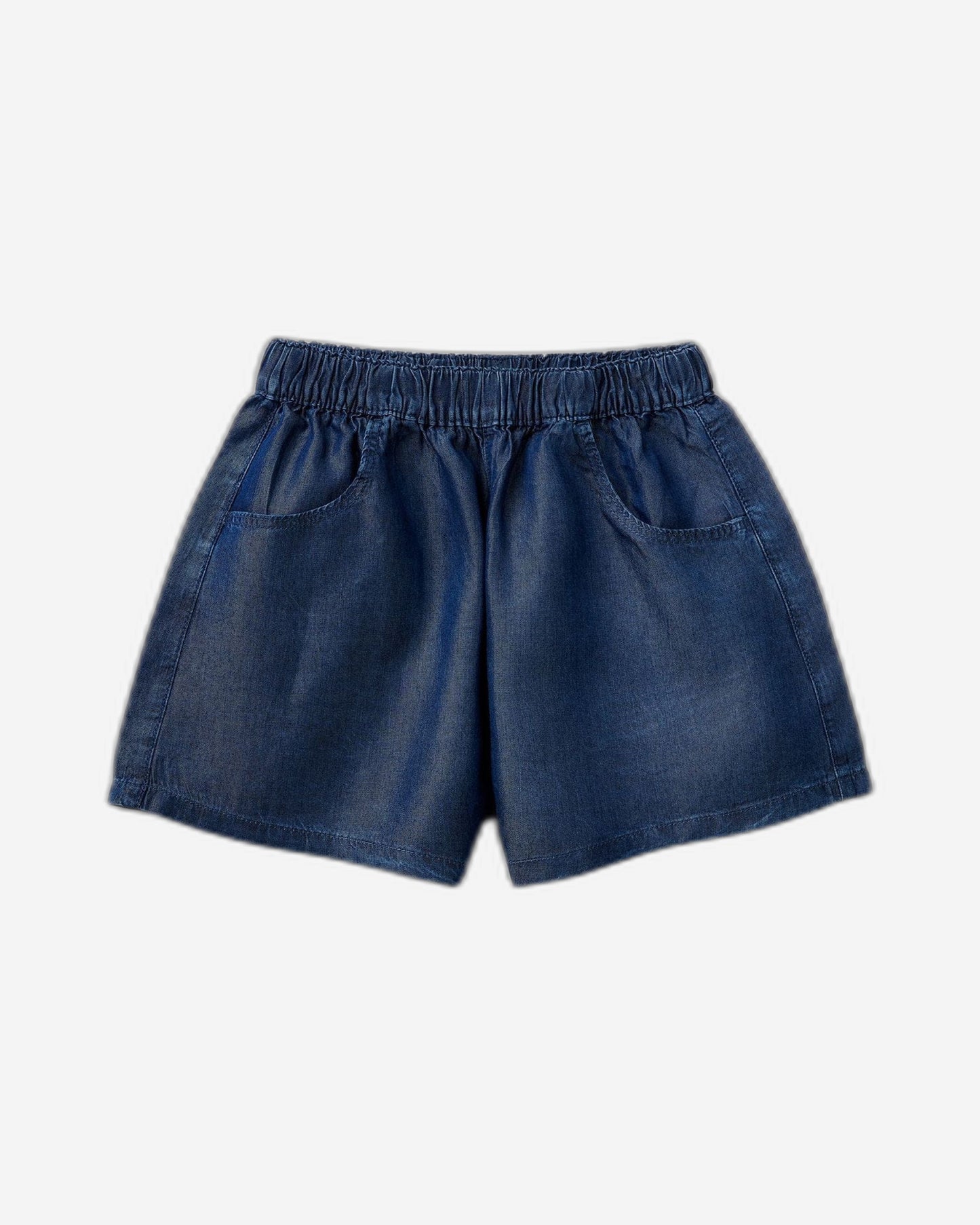 Shorts in lightweight denim