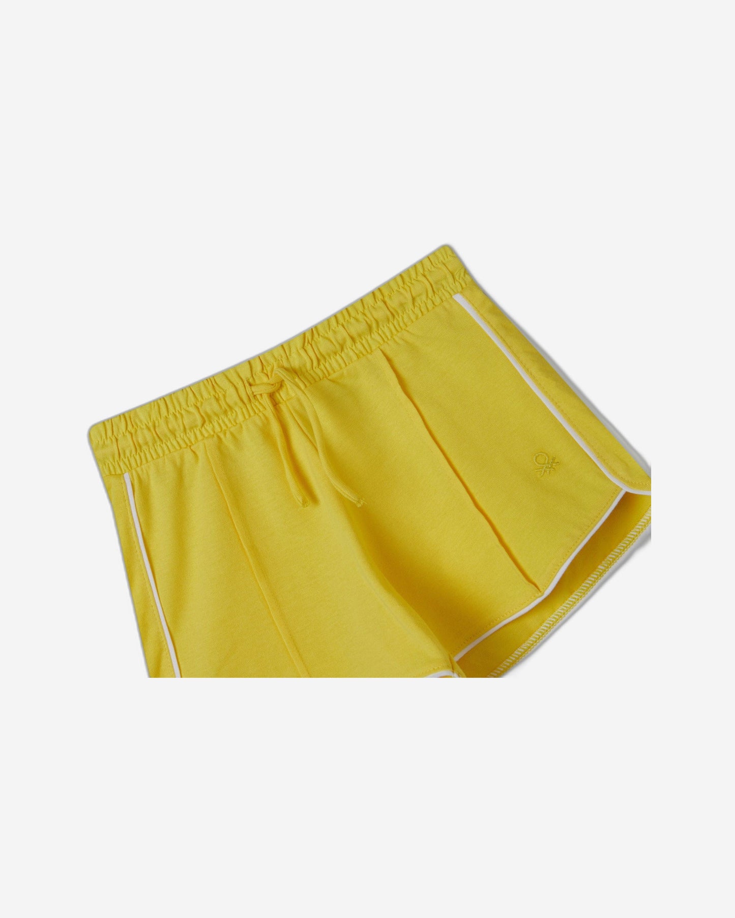 100% cotton shorts with drawstring