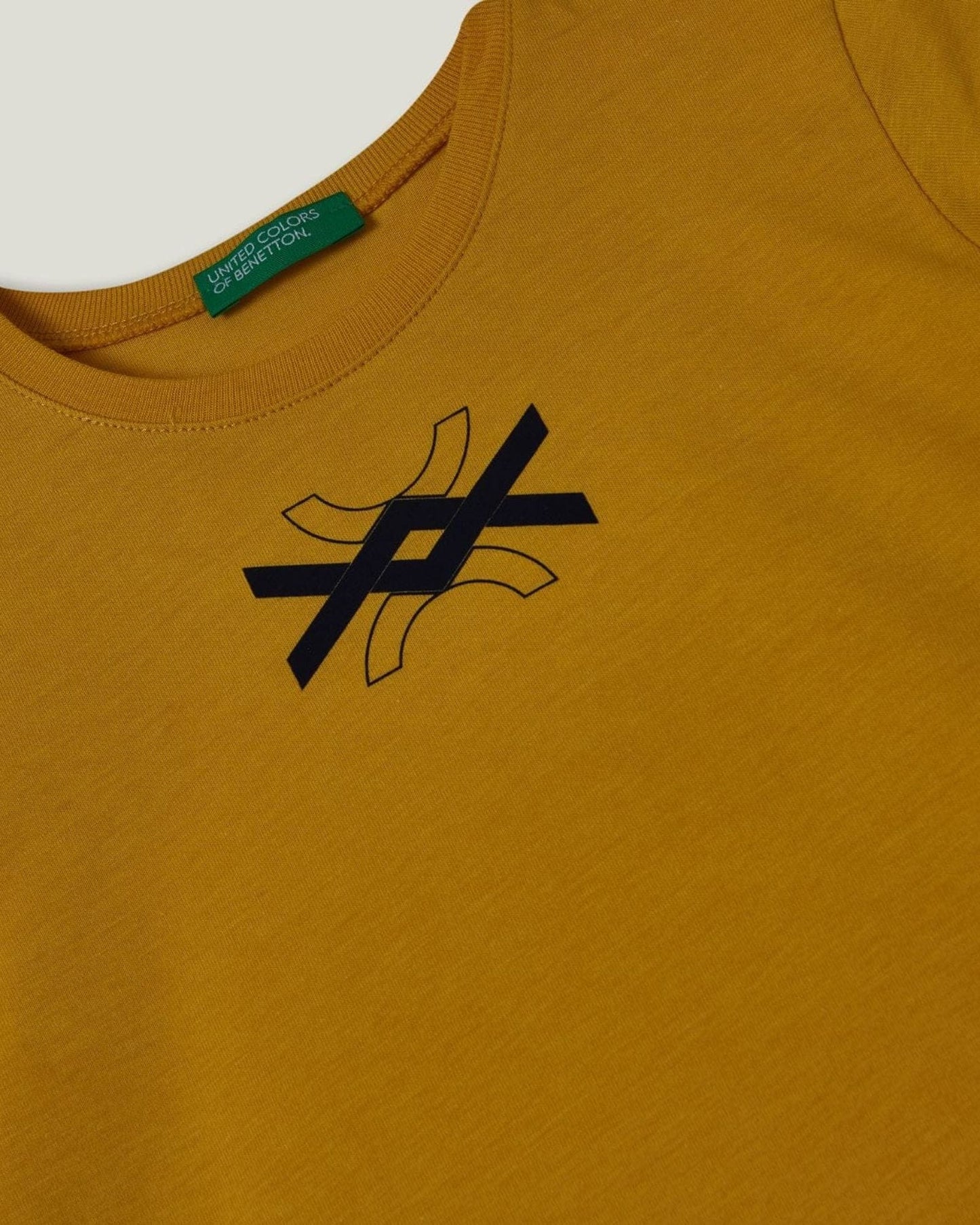 100% cotton t-shirt with logo