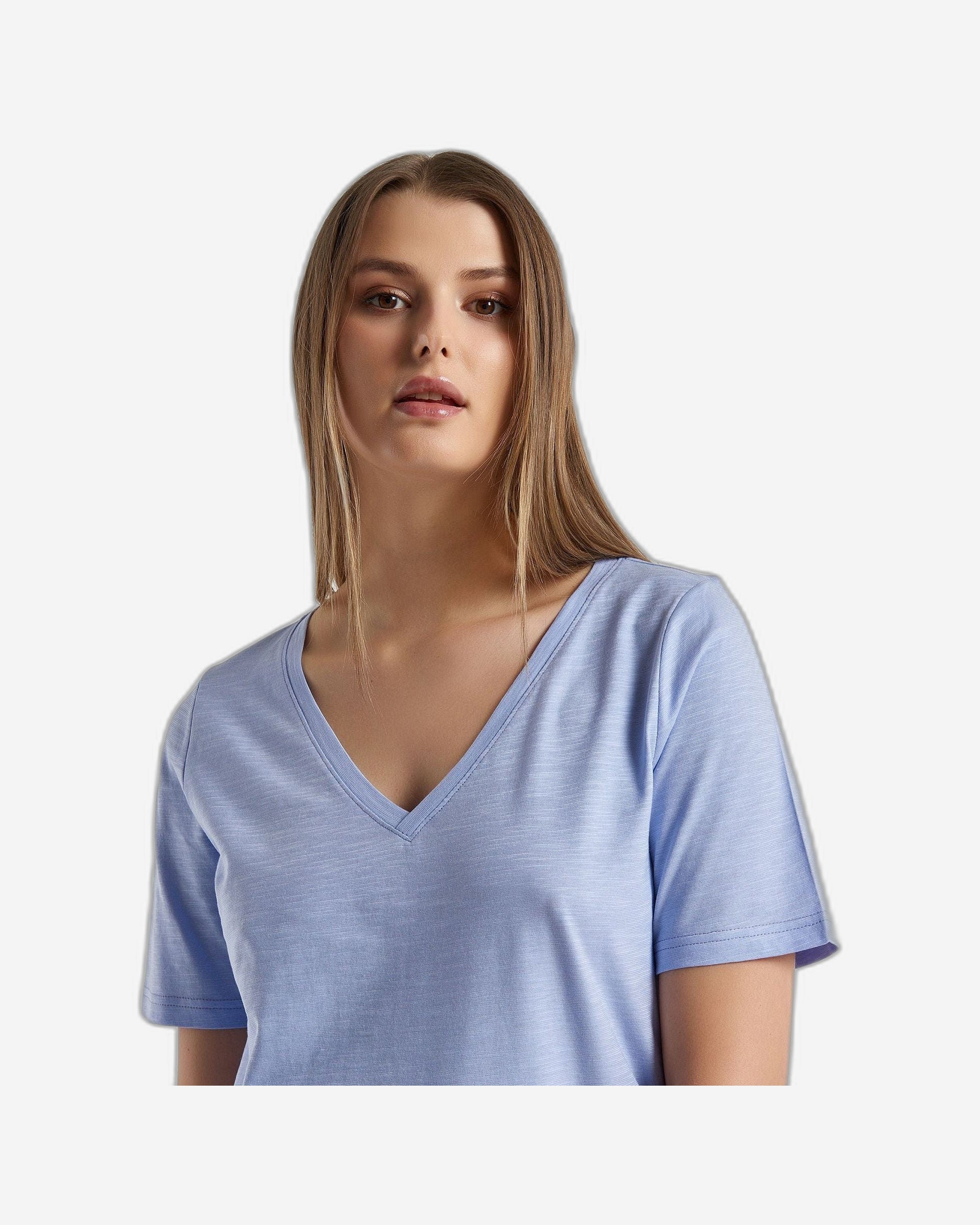 V-neck t-shirt in slub cotton