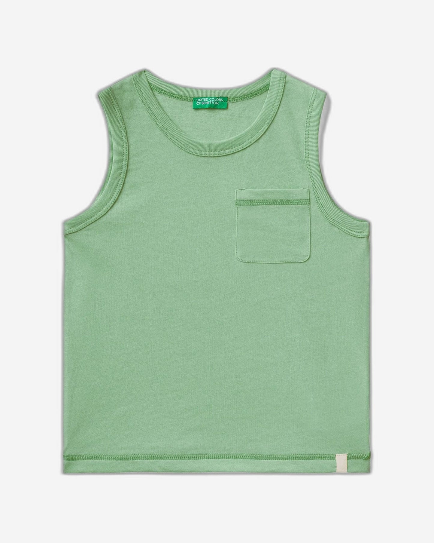 Tank top in recycled fabric with pocket