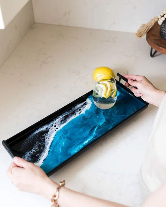 Lynn & Liana Resin Accented Black Metal Rectangular Tray