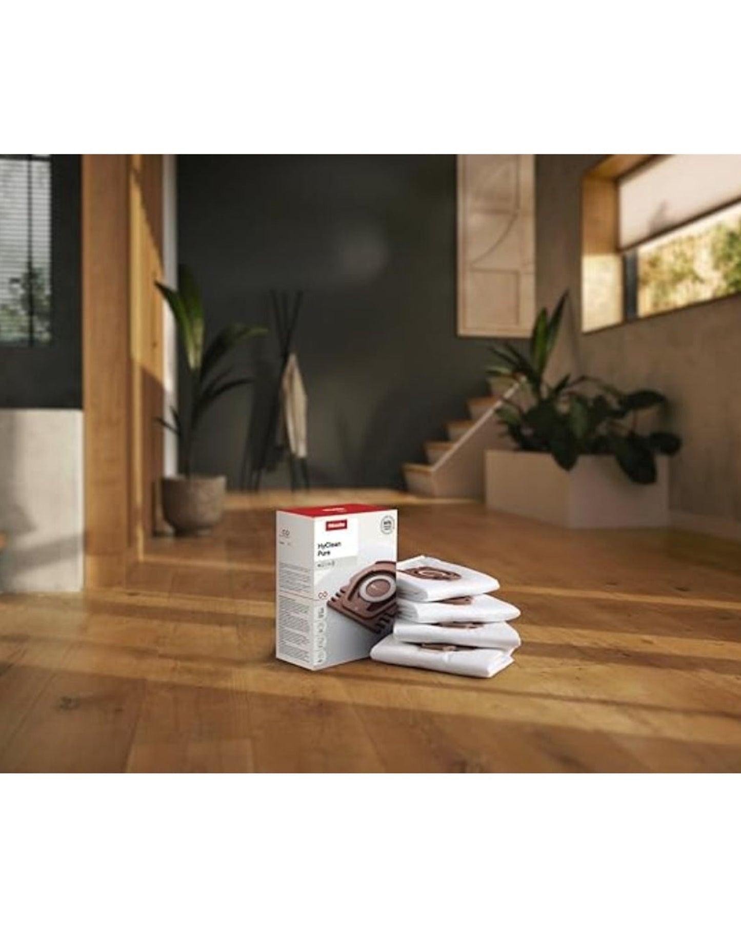 Miele HyClean Pure CO Vacuum Cleaner Dust Bags for All Miele Guard M1 Models, Pack of 4 Dust Bags and 1 AirClean Exhaust Filter