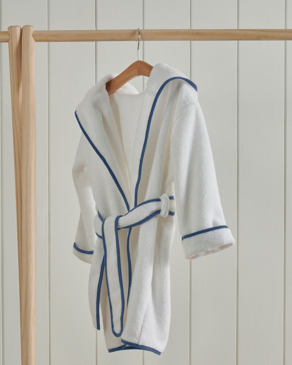 Christy Mini Hooded Bath Robe White/Denim Blue