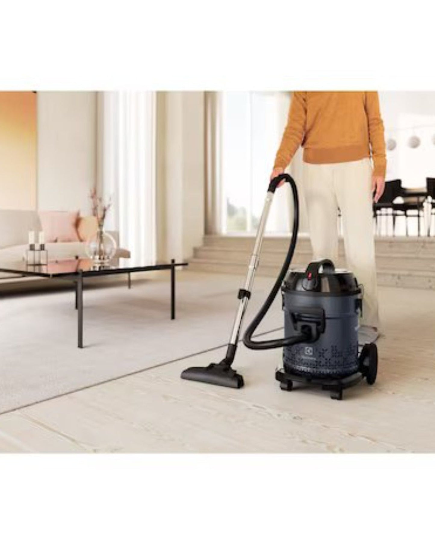 Electrolux 18L Drum Vacuum Cleaner