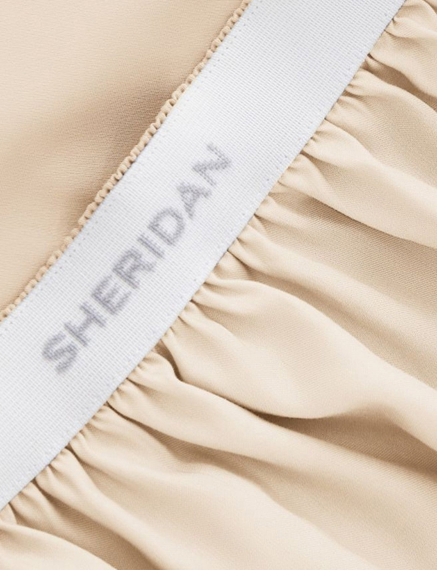 Sheridan 1000 TC Cotton Sateen Plain Dyed King Duvet Cover Champagne