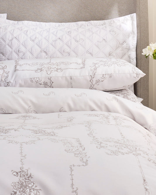 Christy "Ambroise Oyster" Duvet Cover Set in Cream / Silver