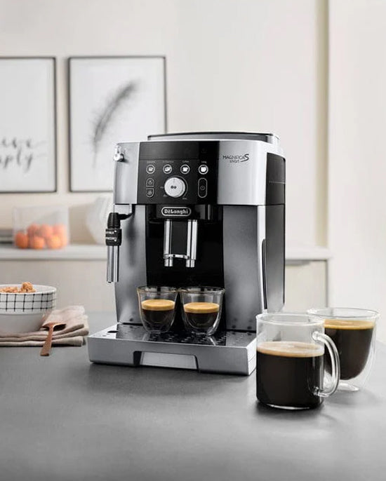 De'Longhi Magnifica S Smart Automatic Coffee Machine