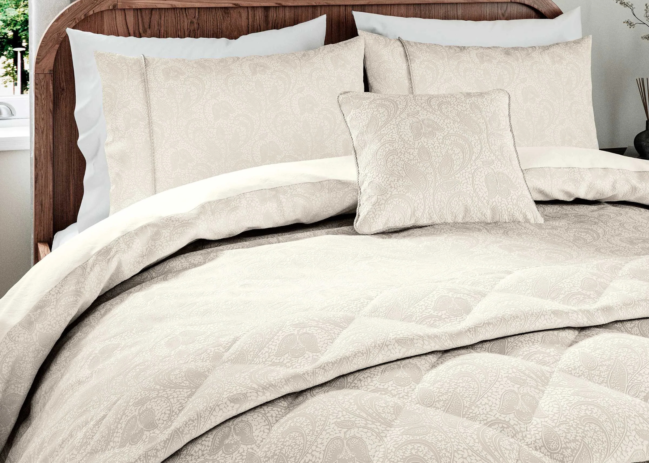 Bedeck of Belfast "Ashleigh" Duvet Cover and Oxford Pillowcase in Cashmere