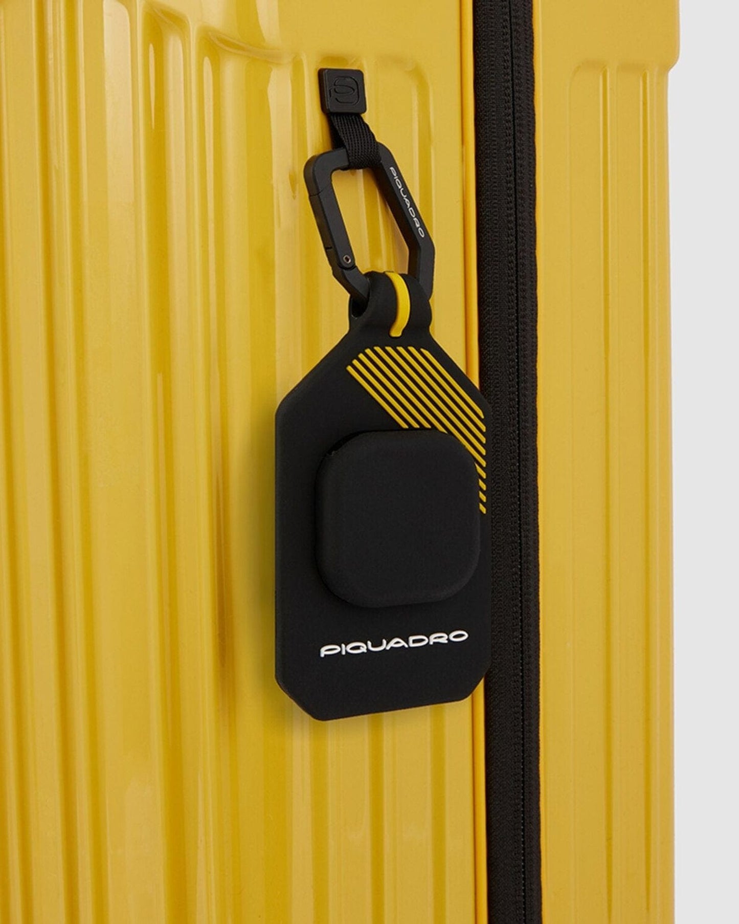 Piquadro Pq-Light 55Cm Ultra Slim Hardcase 4 Double Wheel Cabin Trolley Yellow - Bv4425Pqls2/G2