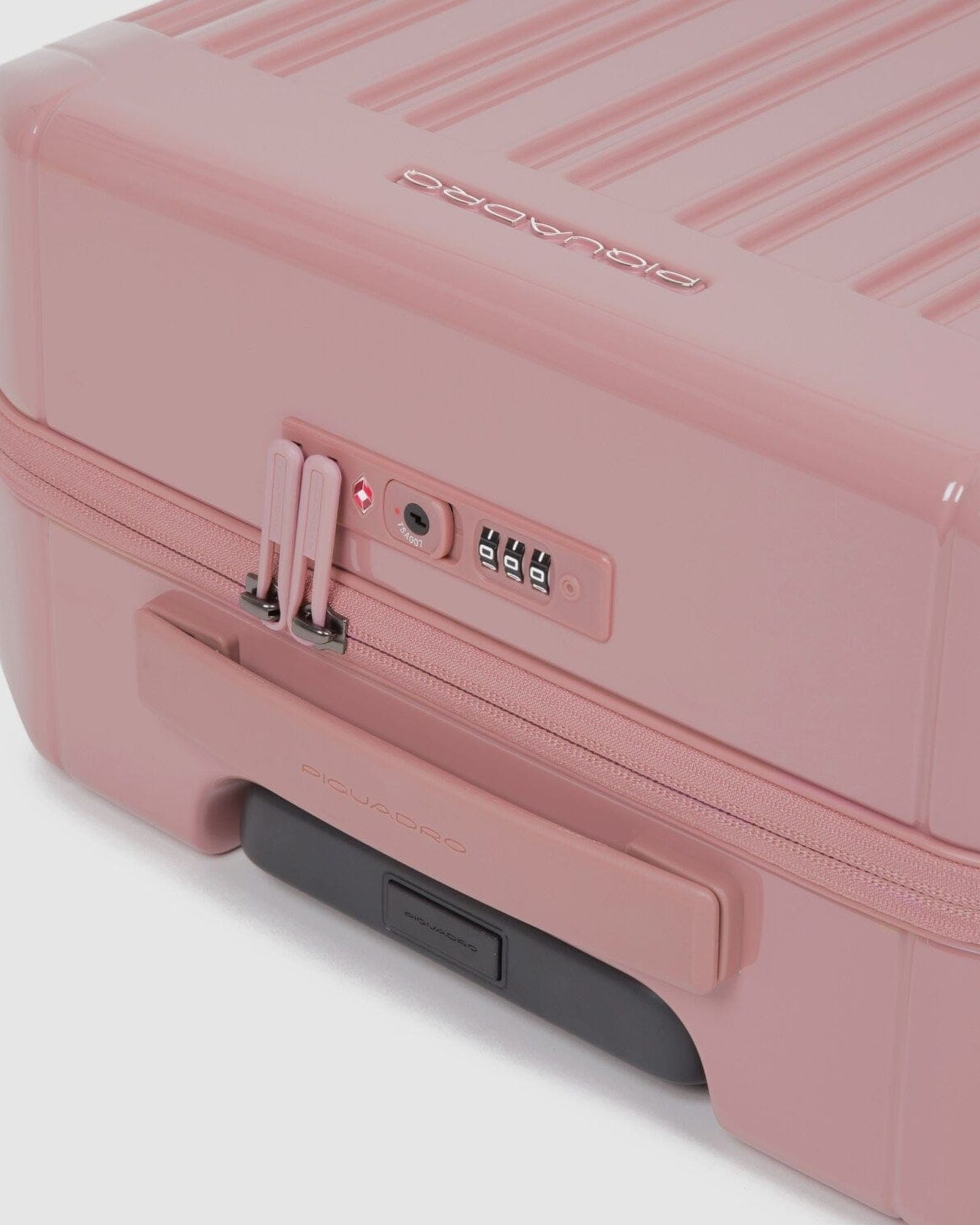 Piquadro Pq-Light 55Cm Ultra Slim Hardcase 4 Double Wheel Cabin Trolley Rose - Bv4425Pql/Ro