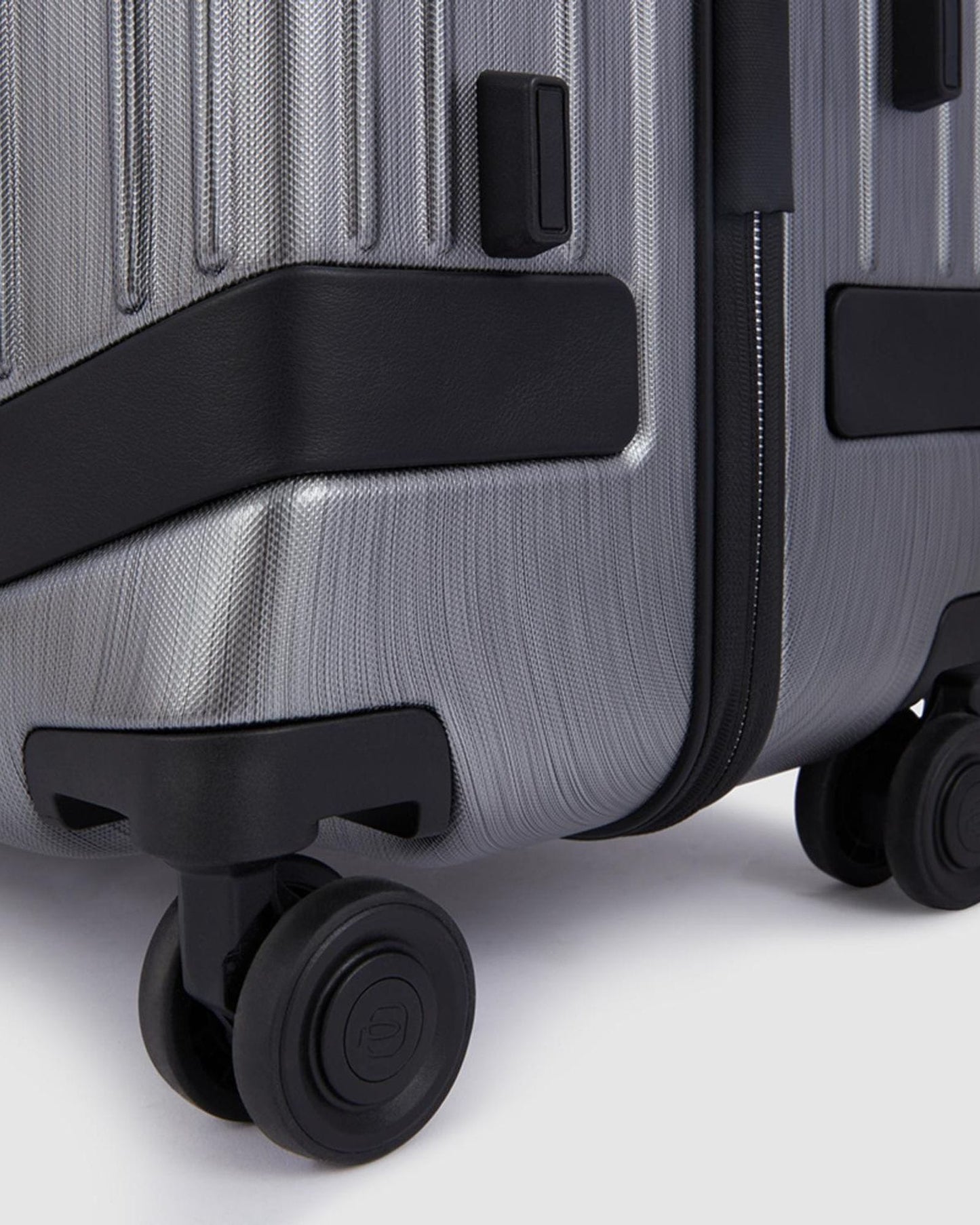 Piquadro Pqlp Big Size Spinner with Leather Trims