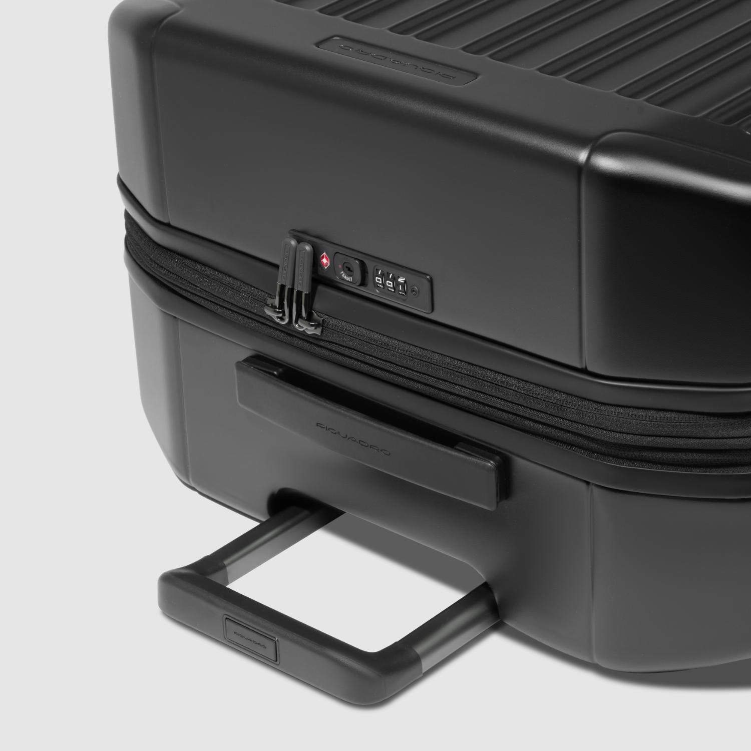 Piquadro Pq-Light Large Size Expandable Trolley 4-Wheel