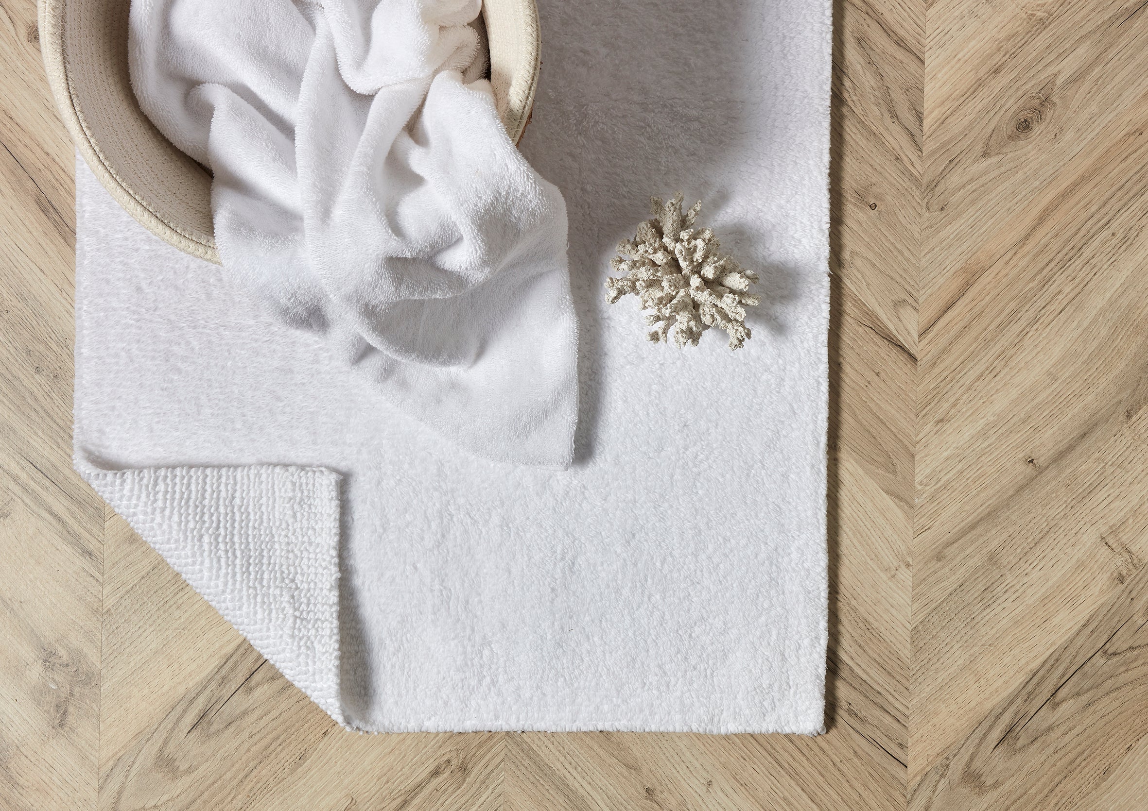 Christy Bath Rug Reversible Silver