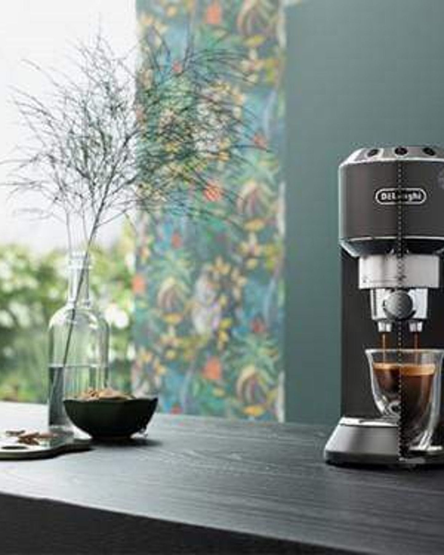 De'Longhi Dedica Style Manual Espresso Coffee Machine