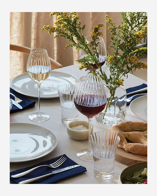 LSA Clear Aurelia Red Wine Glass 660ml