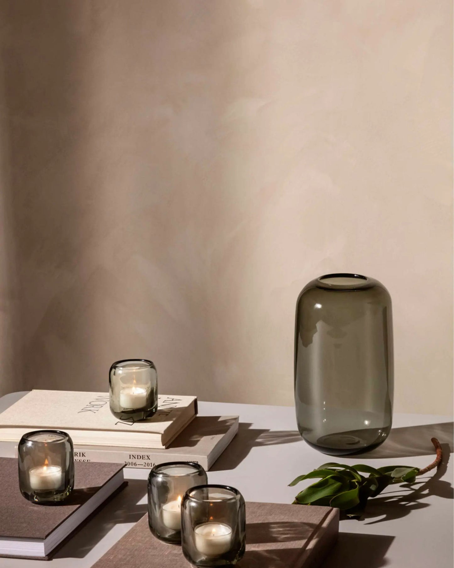 Eva Solo 571389 Acorn Vase H22 Stone