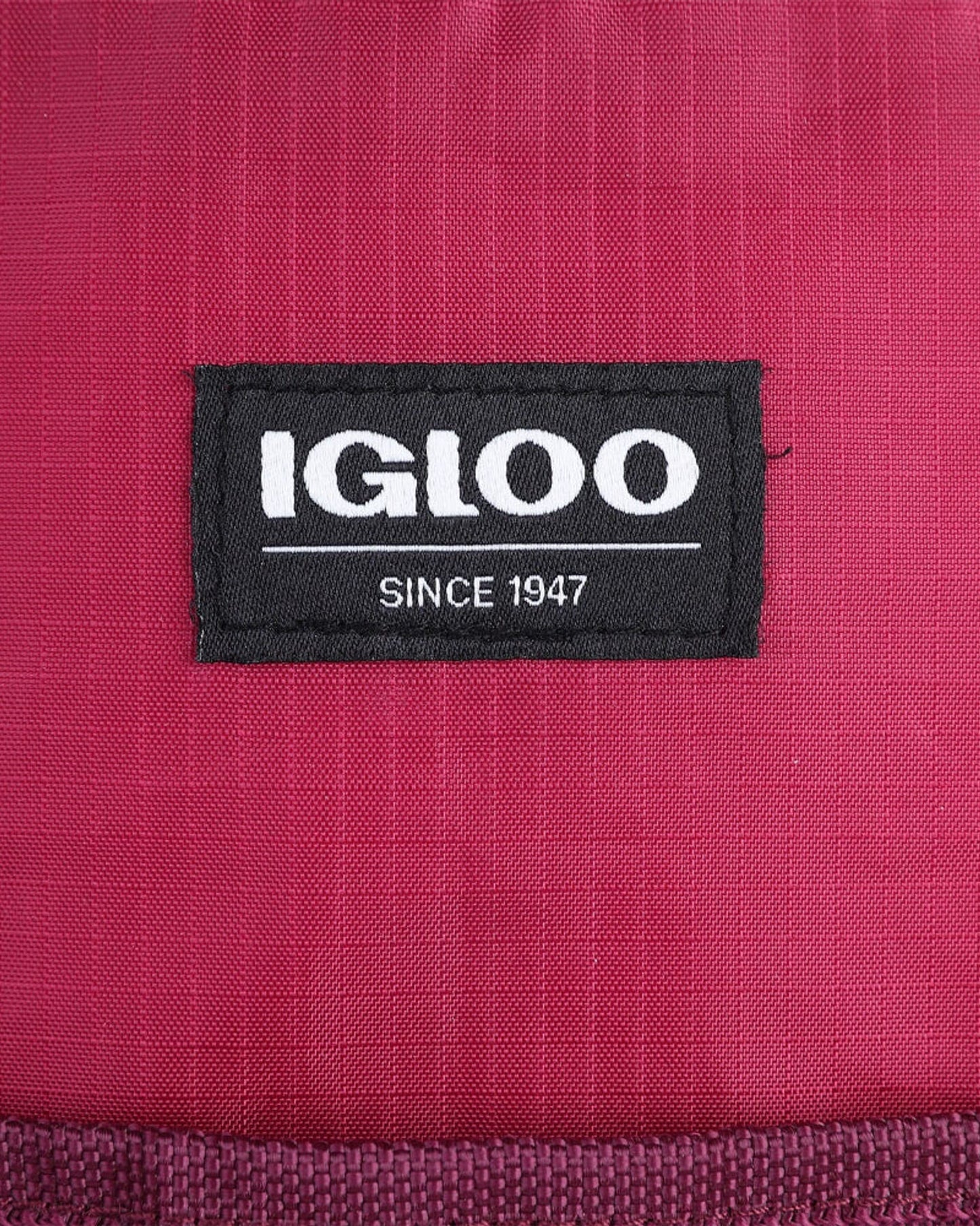 Igloo-32 Can Roller Bag Cooler - SCOOTER.ZINFANDEL