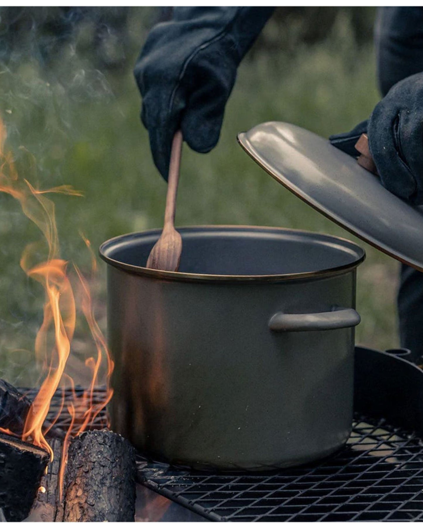BareBones - Enamel Stock Pot Eggshell