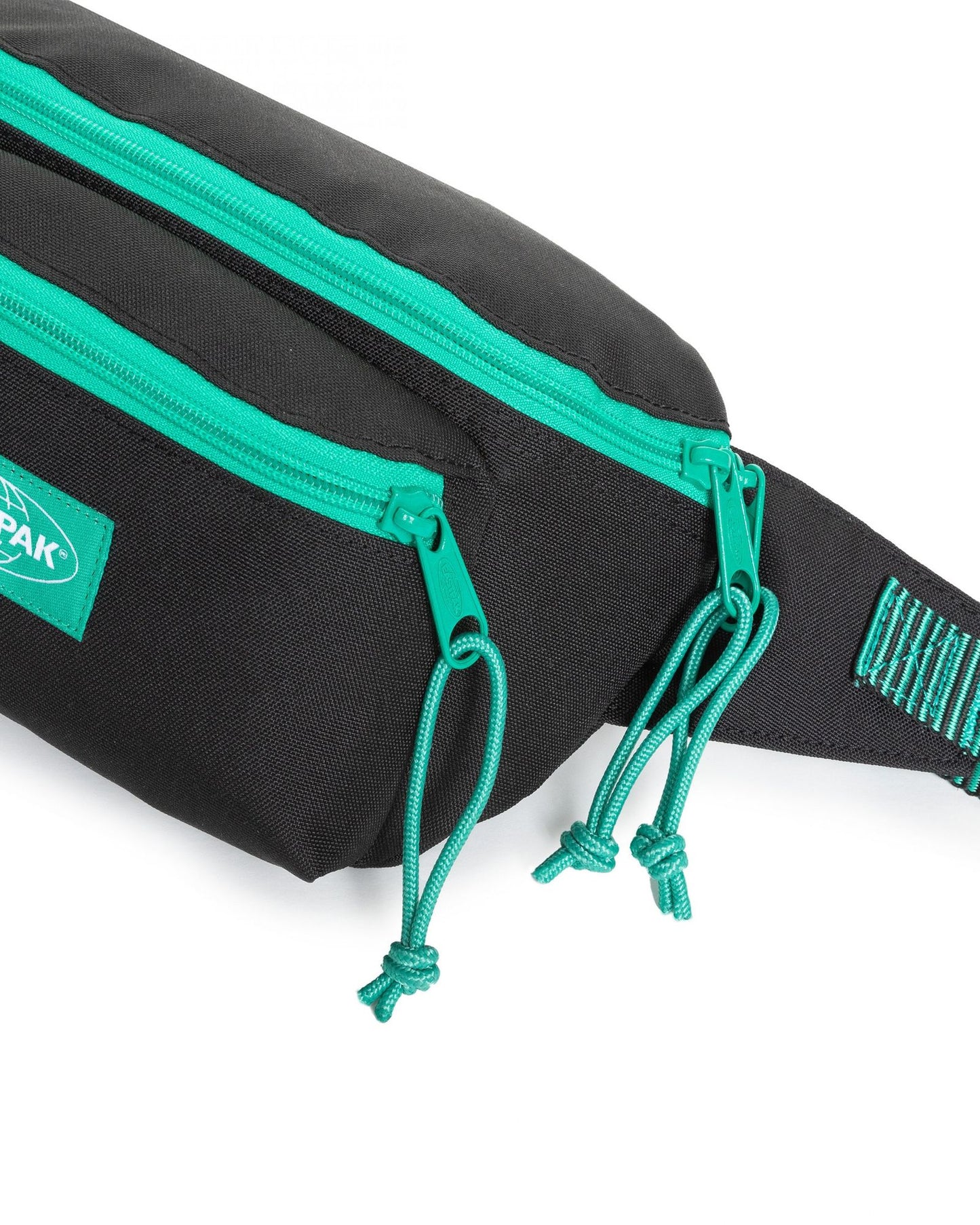 Eastpak Doggy Bag Kontrast Stripe Black Medium Waistbag